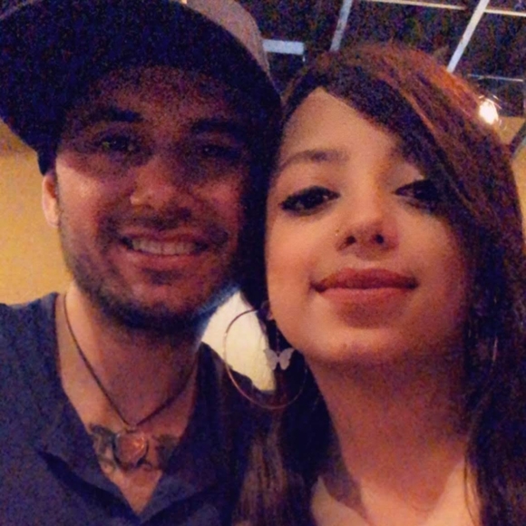 Meet your Posher, Chris - Picture 3 of 16